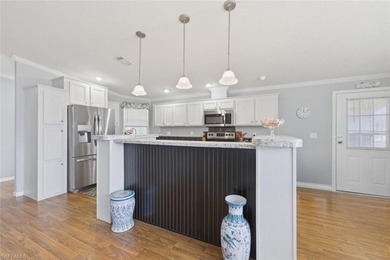 This spacious and well maintained 2BR+DEN/2BA home, built in on Riviera Golf Club in Florida - for sale on GolfHomes.com, golf home, golf lot