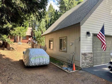Wonderful Custom 3 bedroom 2.5 bath home located in the Lake on Lake Almanor Country Club in California - for sale on GolfHomes.com, golf home, golf lot