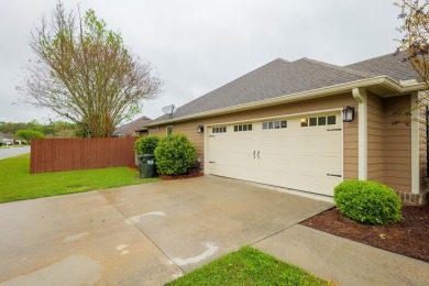 Large, Well-maintained 4-bedroom, 3-bathroom home in Hahira! on Stone Creek Golf Club in Georgia - for sale on GolfHomes.com, golf home, golf lot