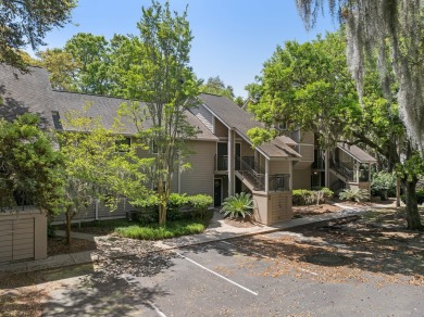 108 High Hammock is a completely renovated, turn key, two on The Seabrook Island Club in South Carolina - for sale on GolfHomes.com, golf home, golf lot