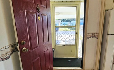 FURNISHED TURN KEY, OPEN BACKYARD Florida 2 bedroom 2 bath home on Zephyrhills Municipal Golf Course in Florida - for sale on GolfHomes.com, golf home, golf lot