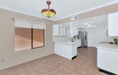 This well maintained home is move-in ready with upgrades on Oakwood Golf Club  in Arizona - for sale on GolfHomes.com, golf home, golf lot