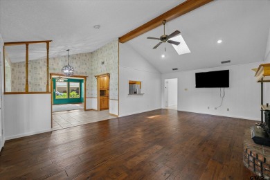 Here is your opportunity to own a big, beautiful home located on on Holly Lake Ranch Golf Club in Texas - for sale on GolfHomes.com, golf home, golf lot