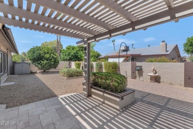 This well maintained home is move-in ready with upgrades on Oakwood Golf Club  in Arizona - for sale on GolfHomes.com, golf home, golf lot