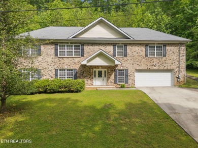 Ready for a new owner! About 5 minutes to Oak Ridge or head west on Oak Ridge Country Club in Tennessee - for sale on GolfHomes.com, golf home, golf lot