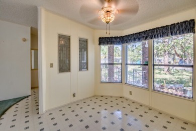 Great 2/2 split floor plan home located on a corner lot in Pine on Pine Lakes Country Club in Florida - for sale on GolfHomes.com, golf home, golf lot