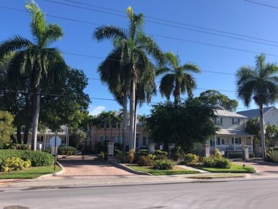 Currently, the lowest price per sq ft for any transiently on Key West Golf Club in Florida - for sale on GolfHomes.com, golf home, golf lot