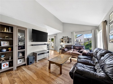 FHA & VA APPROVED TOWNHOME! 3 BEDROOM 2 BATHROOM END UNIT with on Vista Valencia Golf Course in California - for sale on GolfHomes.com, golf home, golf lot