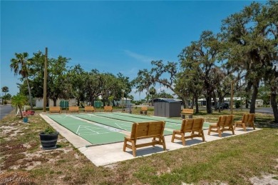 SELLERS SAYS BRING OFFERS!A Waterfront 55+ Community! QUICK on Seminole Lakes Country Club in Florida - for sale on GolfHomes.com, golf home, golf lot