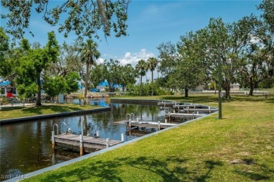 SELLERS SAYS BRING OFFERS!A Waterfront 55+ Community! QUICK on Seminole Lakes Country Club in Florida - for sale on GolfHomes.com, golf home, golf lot