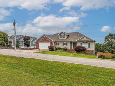 Stunning Home with Ozark Mountain Views - Across from Golf on Holiday Island Golf Course in Arkansas - for sale on GolfHomes.com, golf home, golf lot