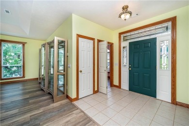 Stunning Home with Ozark Mountain Views - Across from Golf on Holiday Island Golf Course in Arkansas - for sale on GolfHomes.com, golf home, golf lot