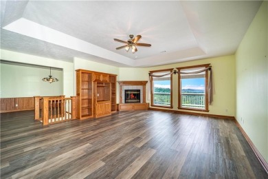 Stunning Home with Ozark Mountain Views - Across from Golf on Holiday Island Golf Course in Arkansas - for sale on GolfHomes.com, golf home, golf lot
