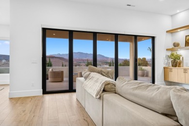 2022 custom build with high-end finishes, stunning views, and on Southgate Golf Course in Utah - for sale on GolfHomes.com, golf home, golf lot