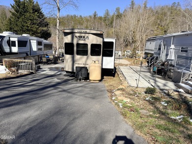 Beautiful RV lot with 2017 Salem Villa 4102BFK destination on Bent Creek Golf Course in Tennessee - for sale on GolfHomes.com, golf home, golf lot