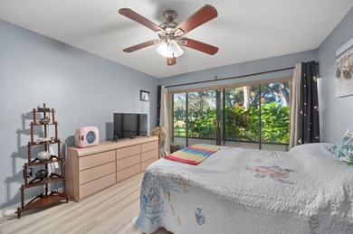 FIRST FLOOR 2 bedroom, 2 bath condo in the Meadowood Community on Meadowood Golf and Tennis Club in Florida - for sale on GolfHomes.com, golf home, golf lot