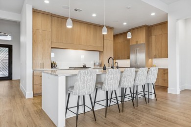 2022 custom build with high-end finishes, stunning views, and on Southgate Golf Course in Utah - for sale on GolfHomes.com, golf home, golf lot