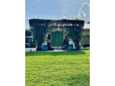 This 3 Bedroom, 2 Bathroom, 1929 Sq Ft, totally renovated House on Martin County Golf Course in Florida - for sale on GolfHomes.com, golf home, golf lot