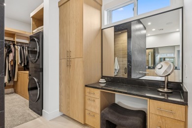 2022 custom build with high-end finishes, stunning views, and on Southgate Golf Course in Utah - for sale on GolfHomes.com, golf home, golf lot
