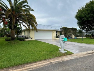 This 3 Bedroom, 2 Bathroom, 1929 Sq Ft, totally renovated House on Martin County Golf Course in Florida - for sale on GolfHomes.com, golf home, golf lot