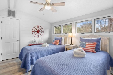 Back on the market at no fault of sellers! Charming Coastal on The Seabrook Island Club in South Carolina - for sale on GolfHomes.com, golf home, golf lot