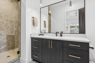 2022 custom build with high-end finishes, stunning views, and on Southgate Golf Course in Utah - for sale on GolfHomes.com, golf home, golf lot