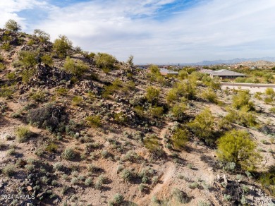 Scenic Lakes Region, Estrella Ext 3 Car ~Home features on Estrella Mountain Ranch Golf Course in Arizona - for sale on GolfHomes.com, golf home, golf lot