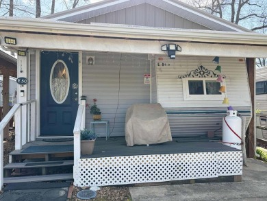 FULLY FURNISHED WITH GOLF CART. Beautiful, remodeled Camper on Lake Tansi Village Country Club in Tennessee - for sale on GolfHomes.com, golf home, golf lot