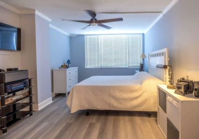 Short Sale. Welcome to the perfect blend of luxury, comfort and on Isla Del Sol Yacht and Country Club in Florida - for sale on GolfHomes.com, golf home, golf lot