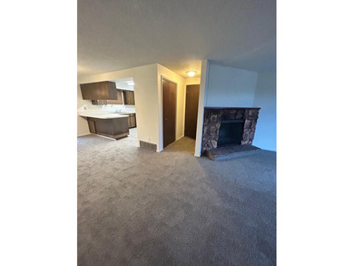 Latah Creelk golf course community condo. 1440sqft 2 story unit on Hangman Valley Golf Course in Washington - for sale on GolfHomes.com, golf home, golf lot