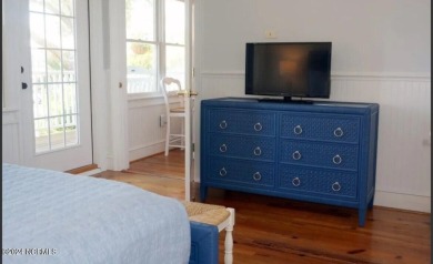TThis enchanting 3-room suite is your perfect gateway to Bald on Bald Head Island Golf Club in North Carolina - for sale on GolfHomes.com, golf home, golf lot