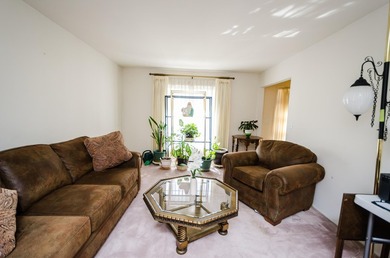 Welcome to the highly desirable Fairway Hills subdivision in on Polo Fields Washtenaw Country Club in Michigan - for sale on GolfHomes.com, golf home, golf lot