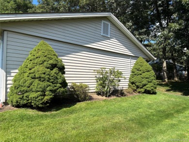 Welcome to 393 A Woodbridge Dr. nestled in desirable 55+ 24 hour on Leisure Village Golf Course in New York - for sale on GolfHomes.com, golf home, golf lot