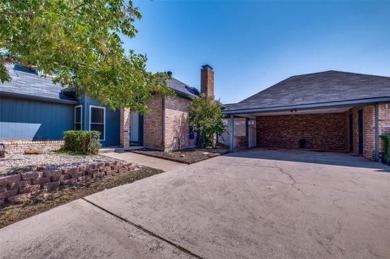 *** $5,000 IN BUYERS CONCESSIONS OFFERED***This beautiful half on The Country Place in Texas - for sale on GolfHomes.com, golf home, golf lot