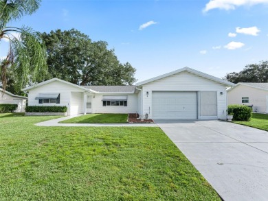 One or more photo(s) has been virtually staged. Welcome to on The Links of Spruce Creek in Florida - for sale on GolfHomes.com, golf home, golf lot