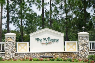 Nestled in The Villages, This lovely 3 bedroom 2 bath  home has on Mallory Hill Golf and Country Club in Florida - for sale on GolfHomes.com, golf home, golf lot