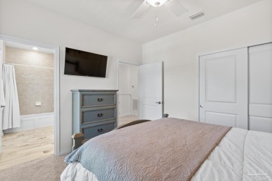 This stunning 2-bedroom, 2.5-bathroom townhome offers on Lost Key Golf Club in Florida - for sale on GolfHomes.com, golf home, golf lot