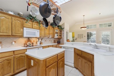 Beautiful brick home in desirable Pecan Plantation!  Built in on Pecan Plantation Country Club in Texas - for sale on GolfHomes.com, golf home, golf lot