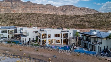 Huge Recent Price Drop!! This stunning home is located on the on Copper Rock Golf Course in Utah - for sale on GolfHomes.com, golf home, golf lot