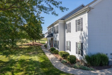 Spacious 2-Bed, 2-Bath top floor condo in Prestigious Aberdeen on The Course at Aberdeen in Indiana - for sale on GolfHomes.com, golf home, golf lot