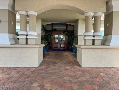 WATERFRONT PARADISE AWAITS Welcome to this stunning condo with on Lexington Country Club in Florida - for sale on GolfHomes.com, golf home, golf lot