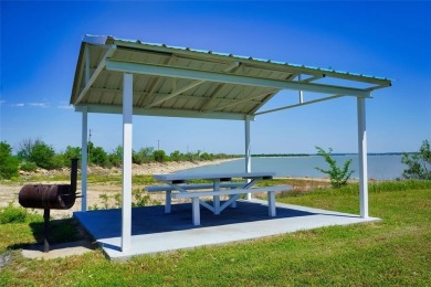 Lake side 4bd 3bth condo is the perfect affordable new home! on The Club At Runaway Bay in Texas - for sale on GolfHomes.com, golf home, golf lot