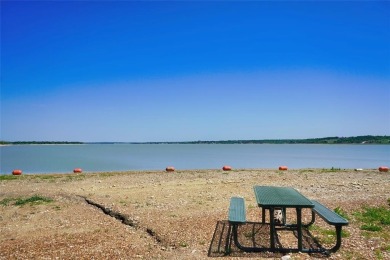 Lake side 4bd 3bth condo is the perfect affordable new home! on The Club At Runaway Bay in Texas - for sale on GolfHomes.com, golf home, golf lot