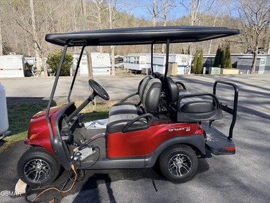 Corner lot located off of the main drive just a short walk from on Bent Creek Golf Course in Tennessee - for sale on GolfHomes.com, golf home, golf lot