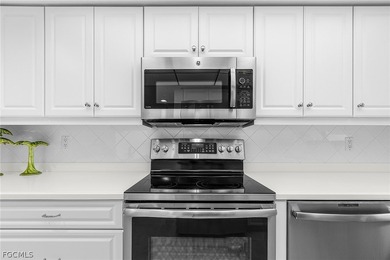 TOP FLOOR. END UNIT. SOUTHERN EXPOSURE. RIVER VIEWS on The Landings Yacht, Golf and Tennis Club in Florida - for sale on GolfHomes.com, golf home, golf lot