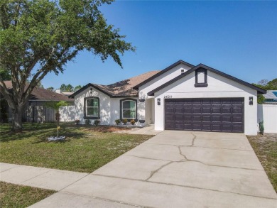 Under contract-accepting backup offers. One or more photo(s) has on Wedgefield Golf Club in Florida - for sale on GolfHomes.com, golf home, golf lot