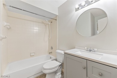 MOTIVATED SELLER! What A Great Place To Come Home To! This 2 on Terraverde Country Club in Florida - for sale on GolfHomes.com, golf home, golf lot