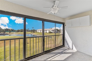 MOTIVATED SELLER! What A Great Place To Come Home To! This 2 on Terraverde Country Club in Florida - for sale on GolfHomes.com, golf home, golf lot