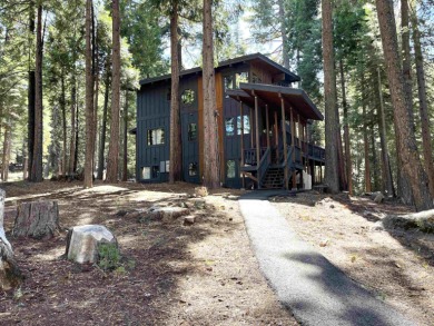 Welcome to your dream mountain escape! This stunning three-level on Lake Almanor West Golf Course in California - for sale on GolfHomes.com, golf home, golf lot