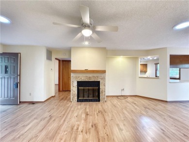 Discover this well-maintained 3 bed, 2 bath home located in a on Bella Vista Country Club - Scottsdale in Arkansas - for sale on GolfHomes.com, golf home, golf lot